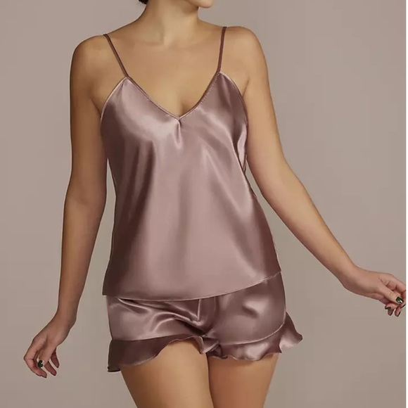 DB Studio satin Cami and ruffle flutter shorts pajama set - Picture 1 of 10